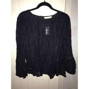 Women’s lace bell sleeve blouse/shell - XL - NWT!